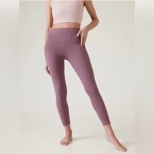Athleta Salutation Stash 7/8 Leggings in Mauve High Rise Pockets Powervita Soft